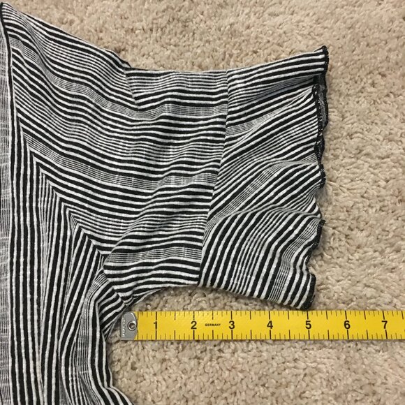 B&W Pinstripe Boho Flutter Sleeve Tie Hem Button Up Tee - Picture 14 of 15